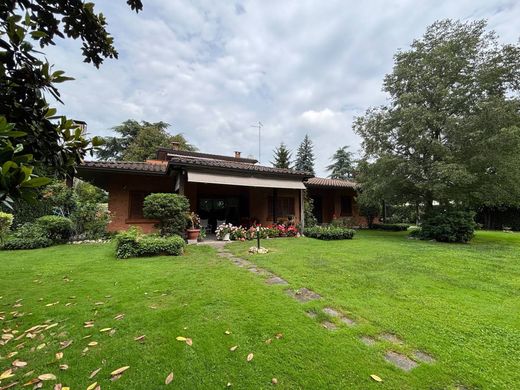 Villa Piacenza, Piacenza ilçesinde