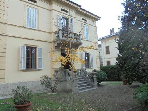 Villa Collecchio, Parma ilçesinde