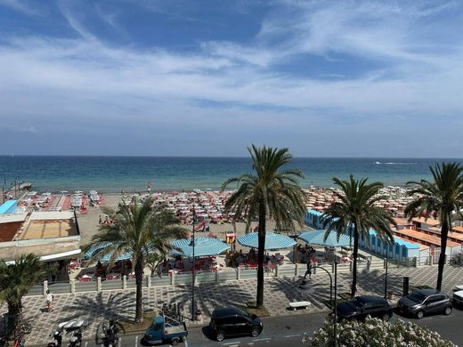 Apartment in Albenga, Provincia di Savona
