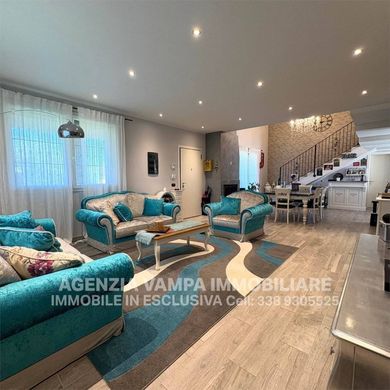 Villa in San Giovanni in Marignano, Provincia di Rimini