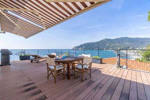 Piso / Apartamento en Moneglia, Génova