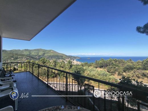 Noli, Provincia di Savonaのヴィラ