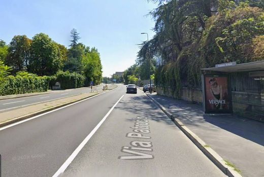 Villa - Milão, Lombardia