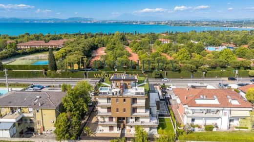 Penthouse in Peschiera del Garda, Provincia di Verona