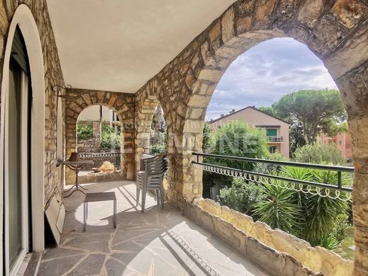 Villa in Rapallo, Provincia di Genova