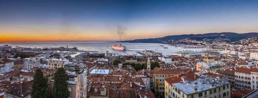 Daire Trieste, Trieste ilçesinde