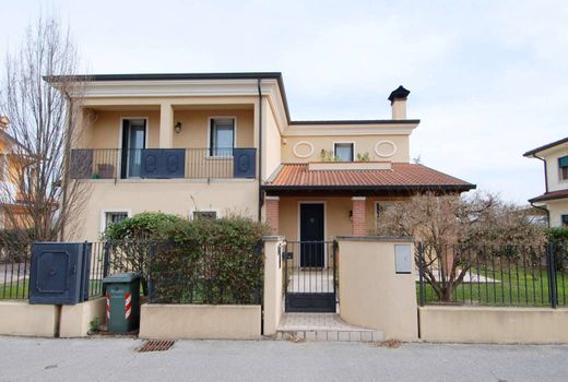 Villa in Camisano Vicentino, Provincia di Vicenza