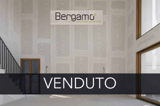 Appartement à Bergame, Provincia di Bergamo