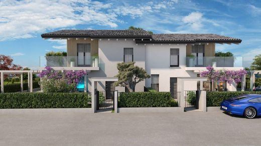 Villa in Almè, Provincia di Bergamo