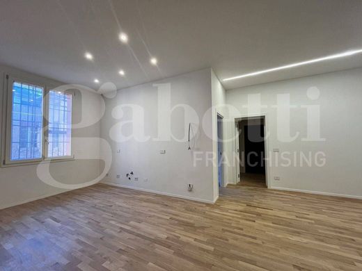 ﺷﻘﺔ ﻓﻲ بولونيا, Bologna