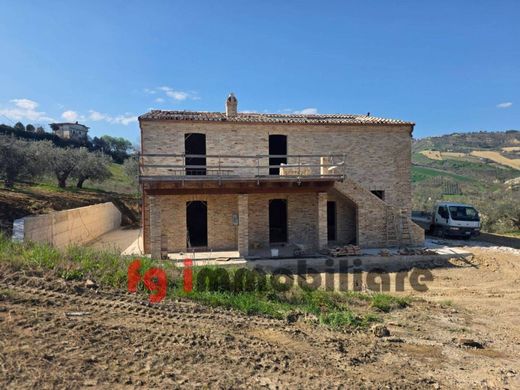 Casa de campo en Ripatransone, Provincia di Ascoli Piceno