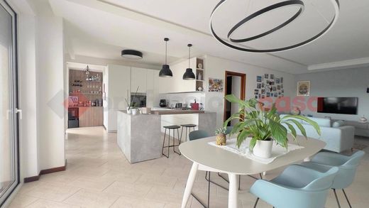 Пентхаус, Монополи, Bari