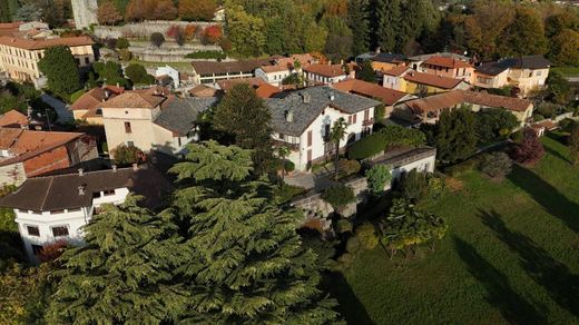 Villa in Invorio, Provincia di Novara