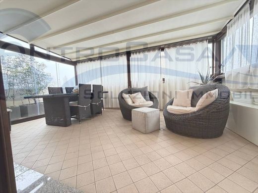 Apartment / Etagenwohnung in San Lazzaro di Savena, Bologna