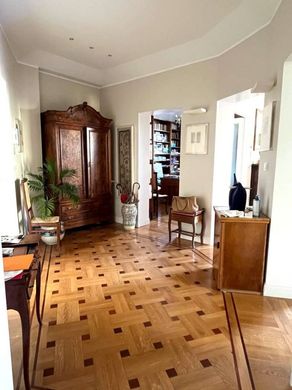 Apartment / Etagenwohnung in Rom, Latium