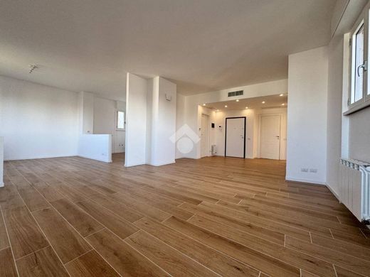 Apartment in Pioltello, Milan