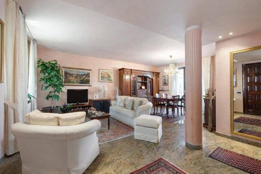 Villa in Canegrate, Milan