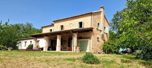 Casa de campo en Fano, Pesaro y Urbino