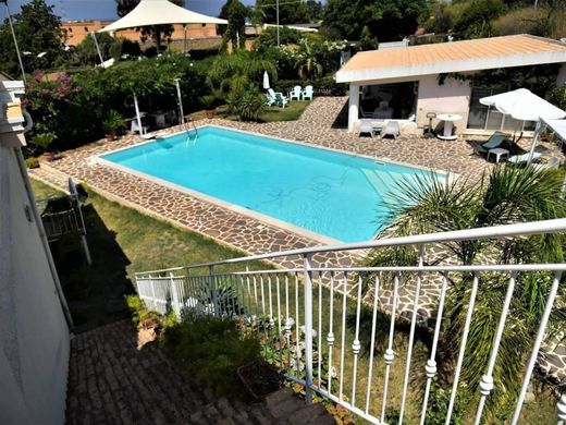 Villa en Villa San Giovanni, Provincia di Reggio Calabria