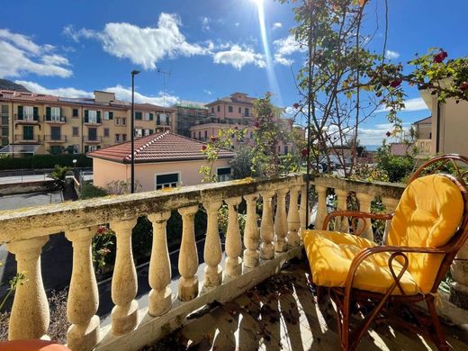 Villa in Borgio, Provincia di Savona