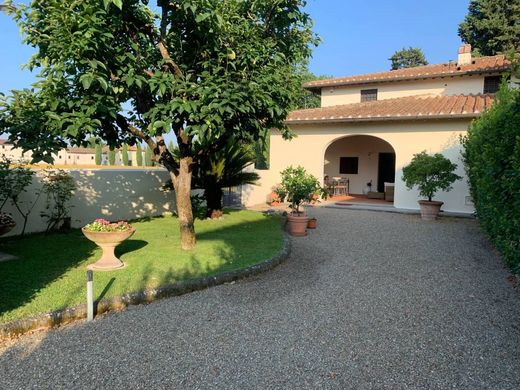 ‏בתי כפר ב  Campi Bisenzio, Province of Florence