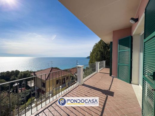 Villa in Andora, Provincia di Savona