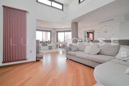 Penthouse in Senago, Milan