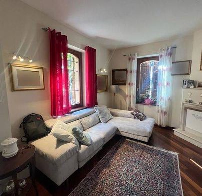 Villa a Fano, Pesaro e Urbino