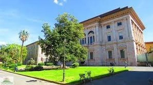 豪宅  比萨, 比萨省