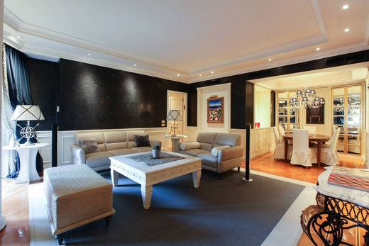 아파트 / 밀라노, Città metropolitana di Milano