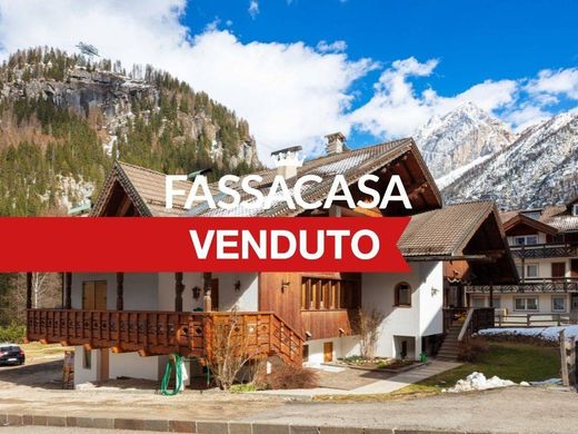别墅  Canazei, Provincia autonoma di Trento