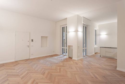 Appartamento a Milano, Lombardia