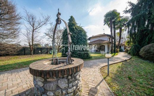 Villa in Castelletto sopra Ticino, Provincia di Novara
