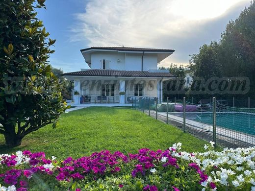 Villa in Forte dei Marmi, Provincia di Lucca