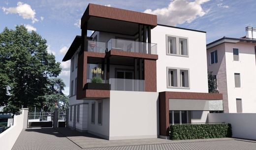 Penthouse in Udine, Friuli-Julisch Venetië