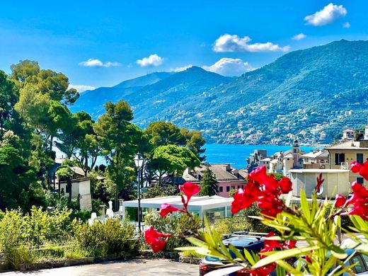 Villa a Camogli, Genova