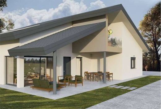 Villa in Gattico, Provincia di Novara