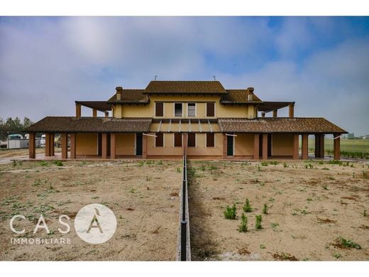 Βίλα σε Cesena, Provincia di Forlì-Cesena