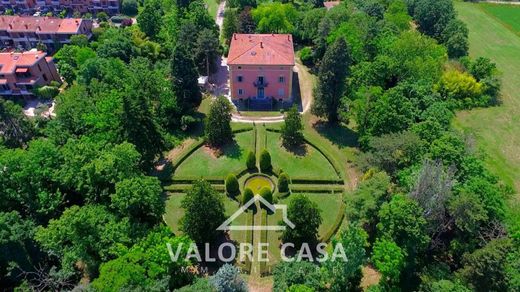 Villa in Castel San Pietro Terme, Bologna