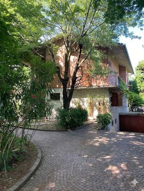 Villa a Modena, Emilia-Romagna