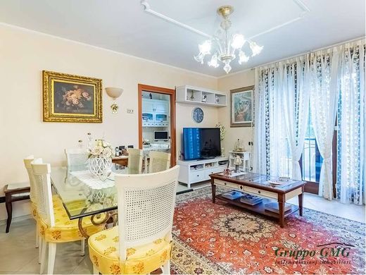 Διαμέρισμα σε Cernusco sul Naviglio, Città metropolitana di Milano