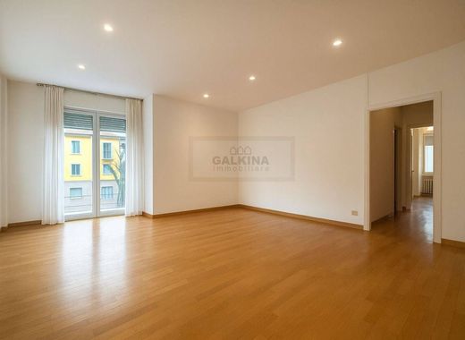 Appartamento a Milano, Lombardia