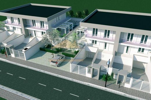 Villa en Parete, Provincia di Caserta