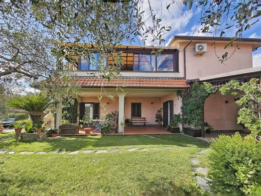 ﻓﻴﻼ ﻓﻲ Fosdinovo, Provincia di Massa-Carrara