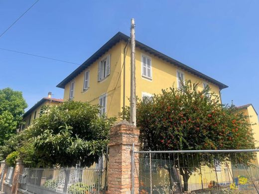 Casa de luxo - Parma, Provincia di Parma