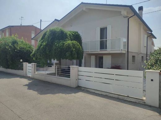 Вилла, Bagnacavallo, Provincia di Ravenna