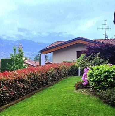 Villa a Brivio, Lecco