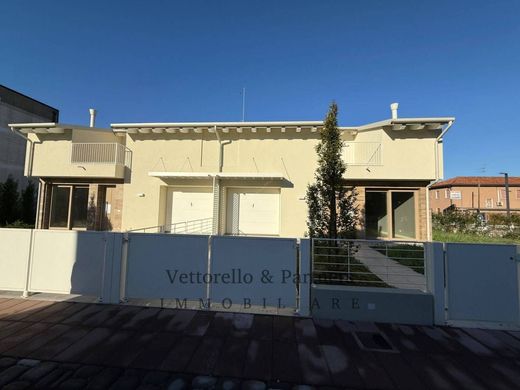 Villa in Mogliano Veneto, Provincia di Treviso