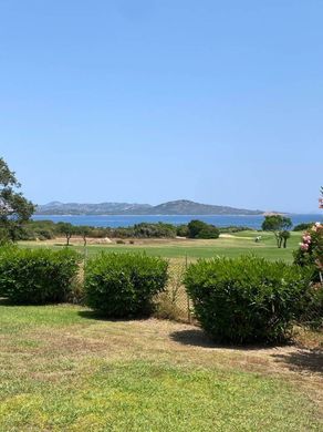 Rijtjeshuis in San Teodoro, Provincia di Sassari