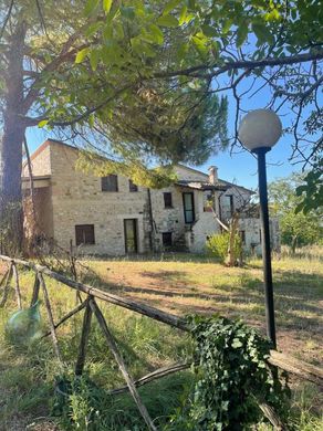 Landsitz in Assisi, Provincia di Perugia